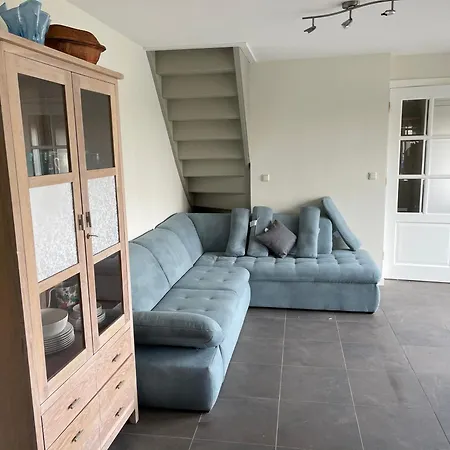 Familiehuis Dacha Op De Slufterweg *