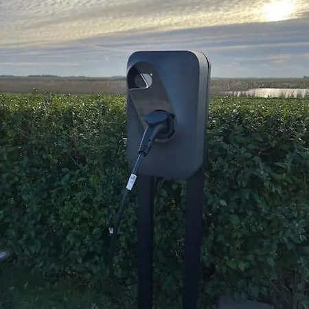 Familiehuis Dacha Op De Slufterweg * دي كوكْسدوربْ